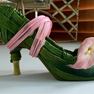 Calla Lily Just the Right Shoe by Raine